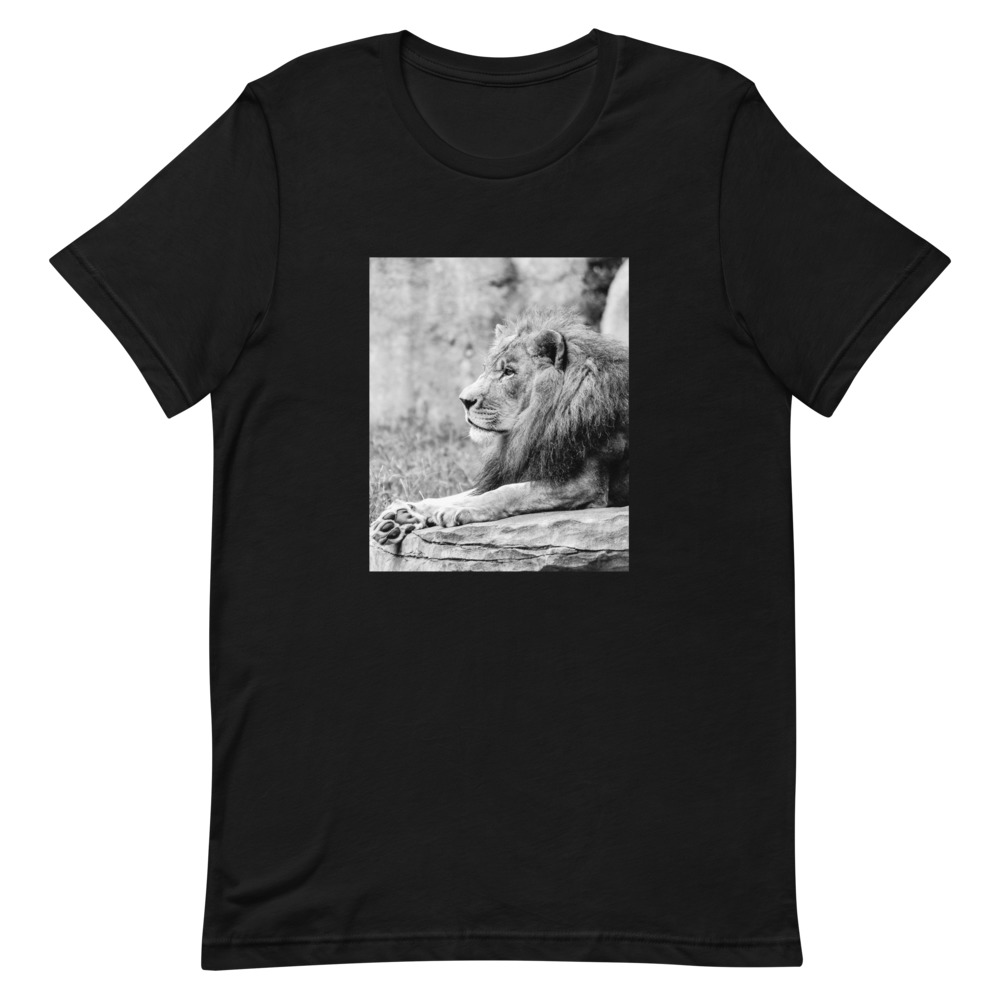Lion-shirt-black.jpg